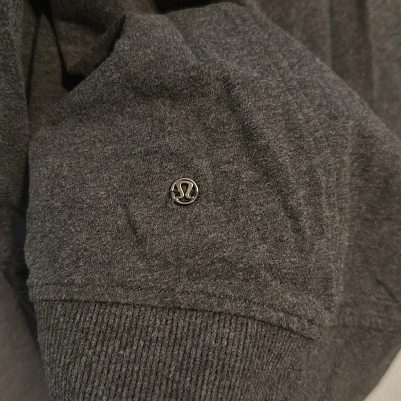 Lululemon On The Double Sweater - Picture 12 of 12